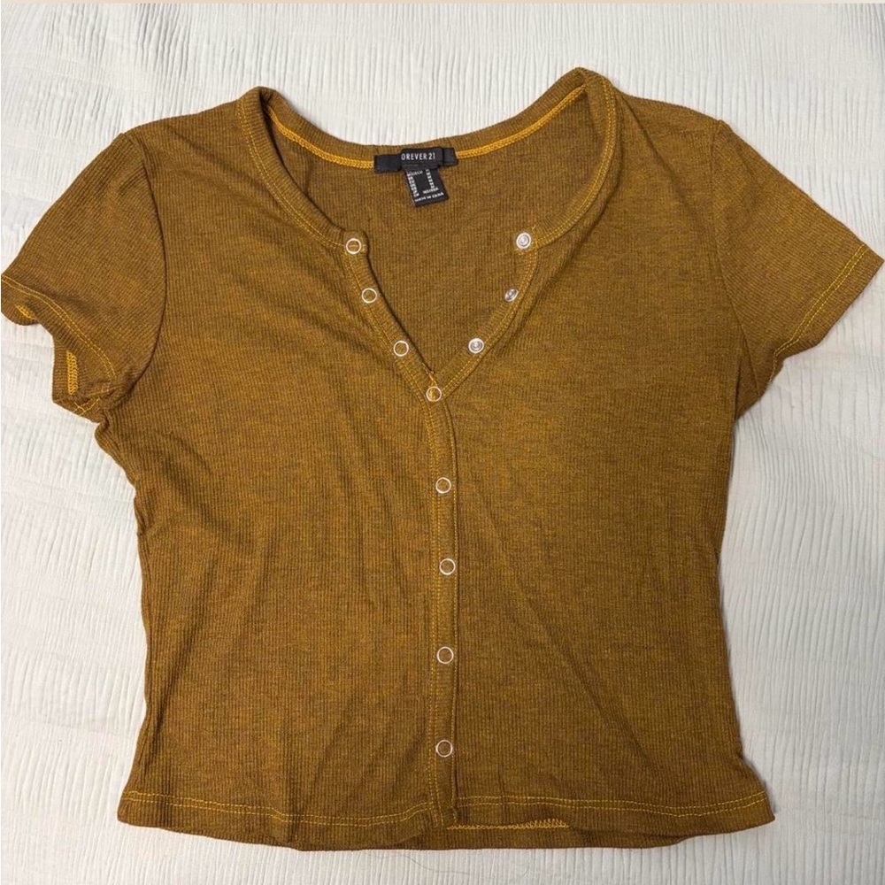 Forever 21 Mustard Yellow Short Sleeve Snap Front Tee